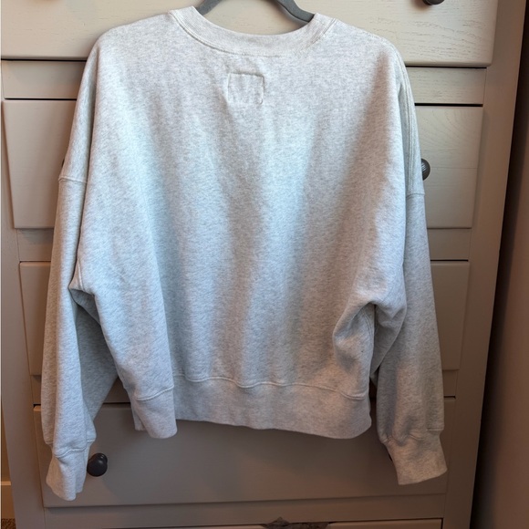 Abercrombie & Fitch New York Knicks Graphic Sweatshirt - Picture 4 of 4